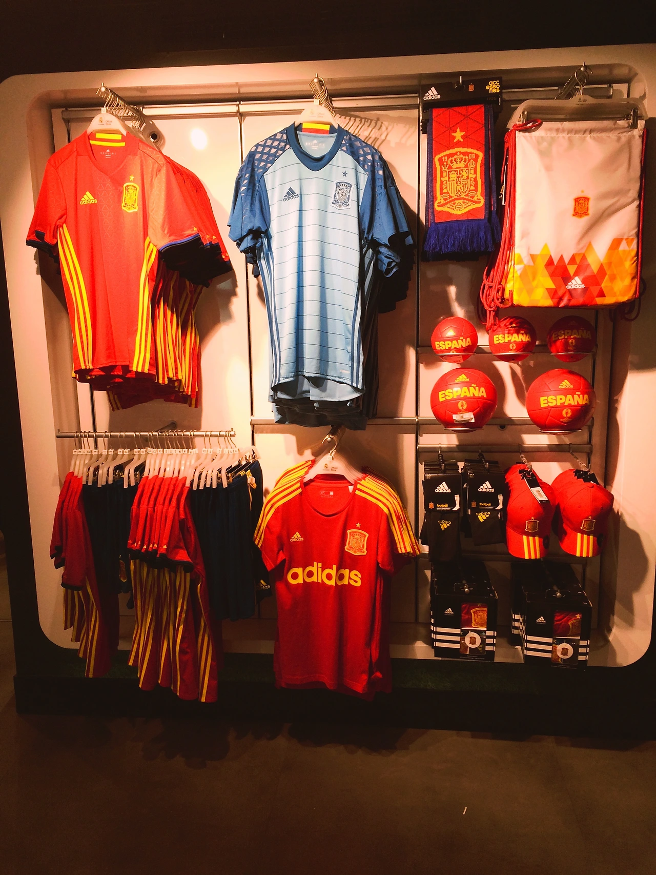 160308 Madrid walking tour 2016-03-08 092.JPG