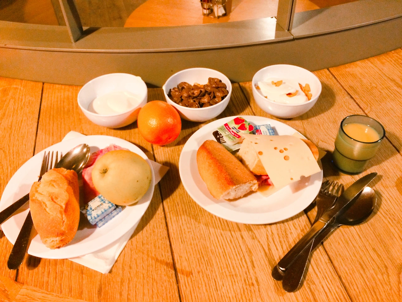 160302 Paris with brother 2016-03-02 002.JPG