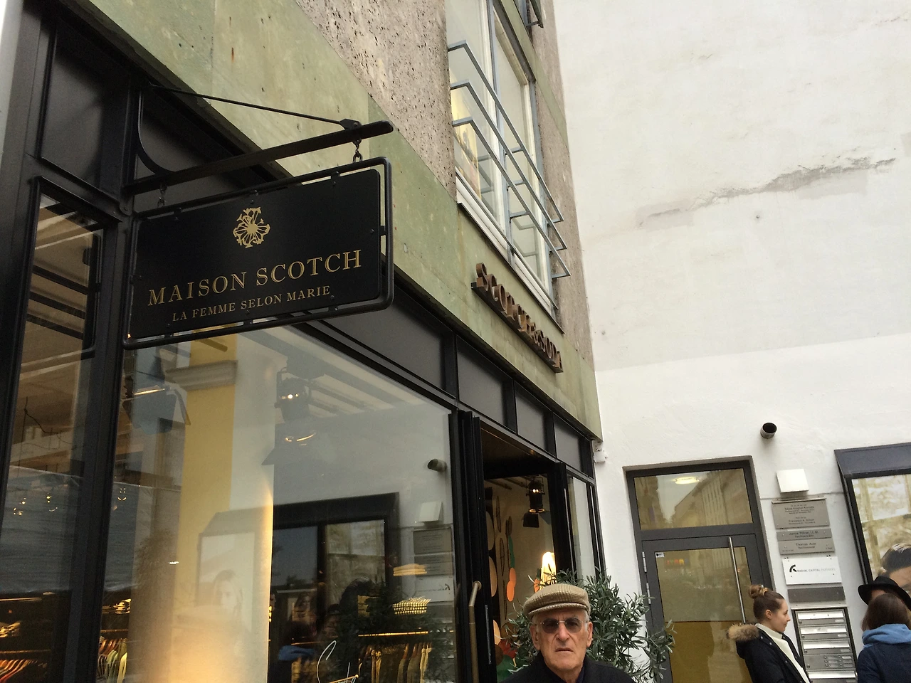 160218 Munich housewife2 2016-02-18 011.JPG