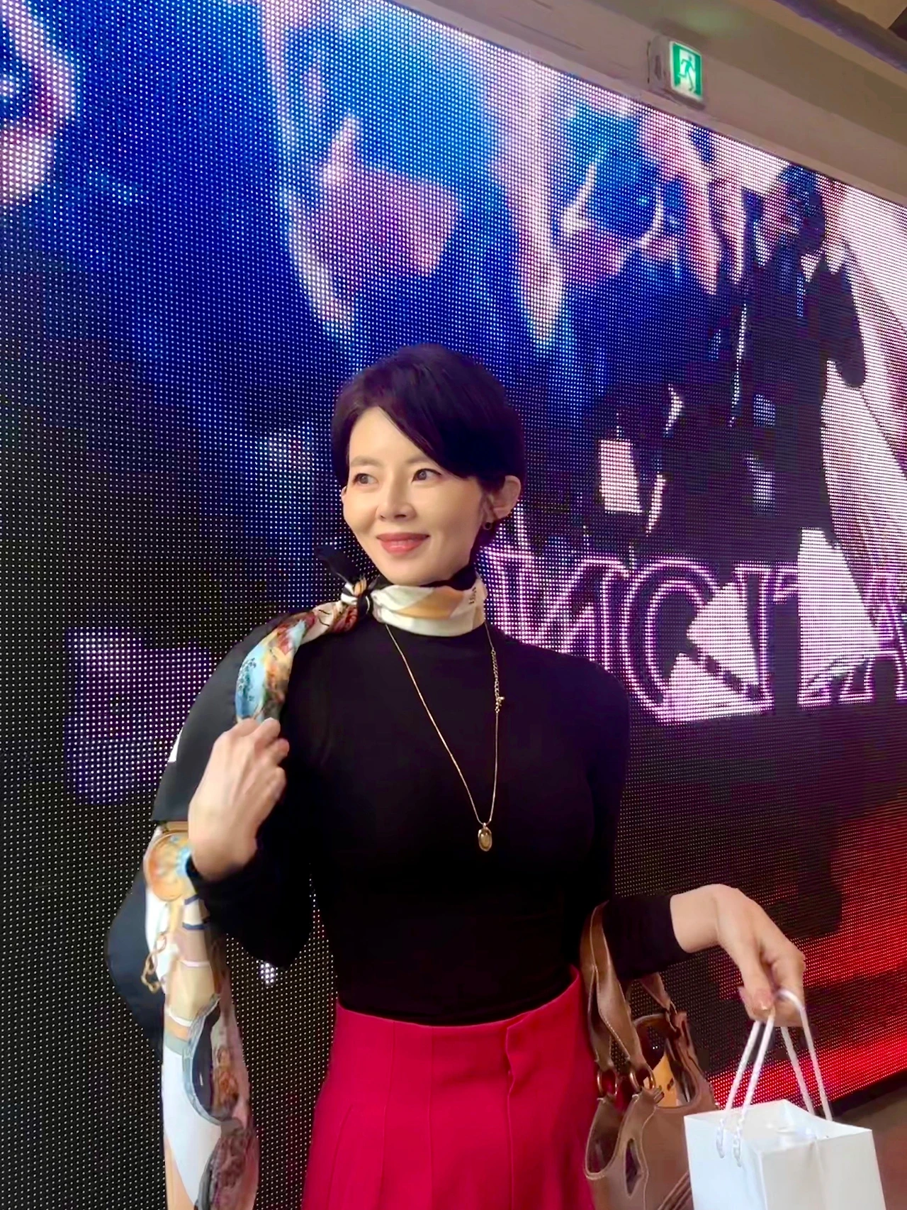 페어리스타 김지우대표 스카프활용법9.jpeg