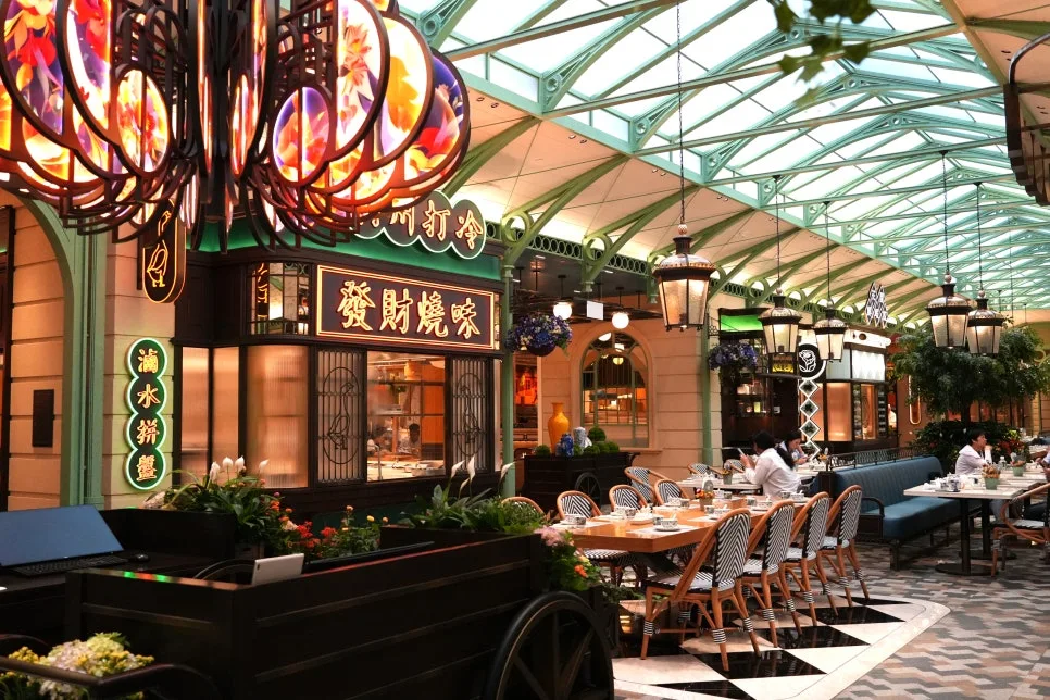 Chelsea_Garden(3)_%EB%9F%B0%EB%8D%98%EC%9D%98_%EC%BD%94%EB%B2%A4%ED%8A%B8_%EA%B0%80%EB%93%A0%EC%9D%84_%EB%AA%A8%ED%8B%B0%EB%B8%8C%EB%A1%9C_%ED%96%88%EB%8B%A4.JPG?type=w966