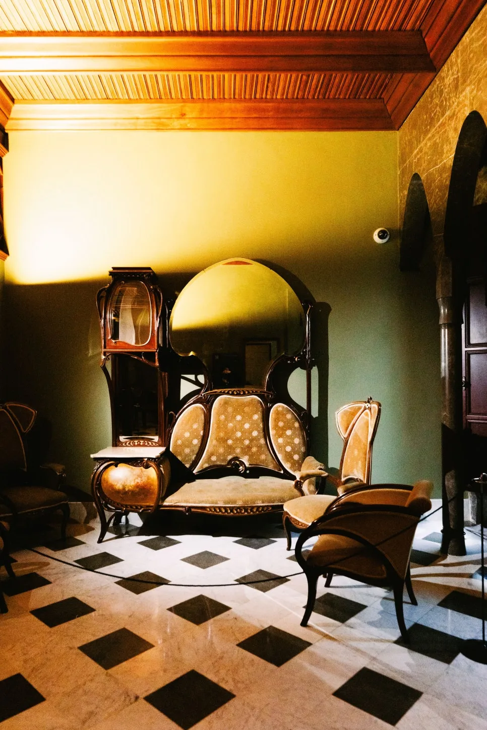 %ED%8C%94%EB%9D%BC%EC%9A%B0_%EA%B5%AC%EC%97%98_(2)_1.jpg?type=w966