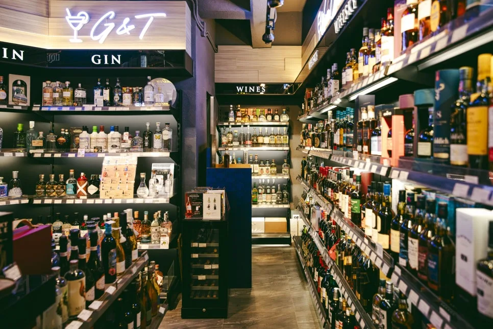 HK_Liquor_Store(2)_1.jpg?type=w966