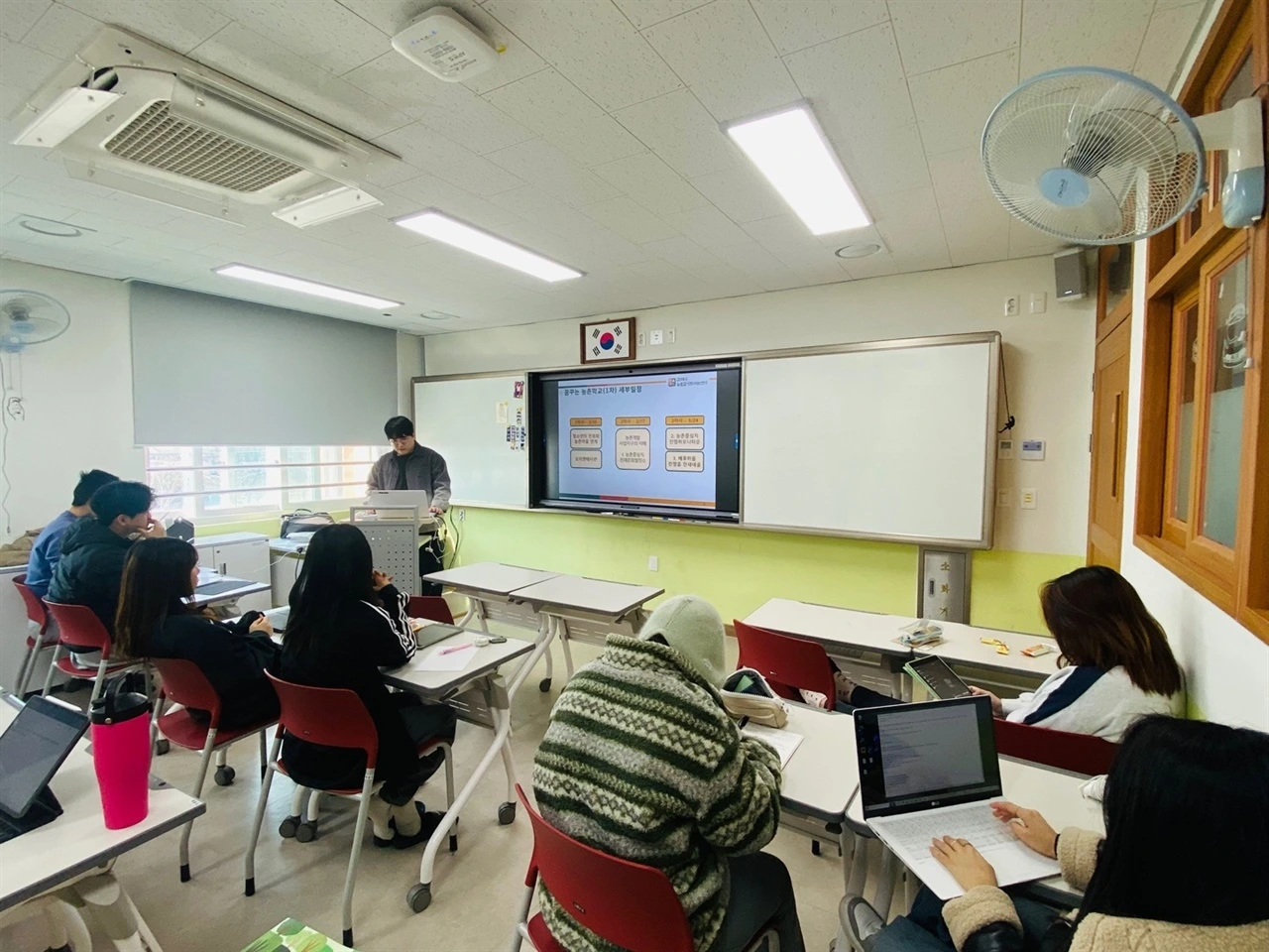 img.jpg?credential=yqXZFxpELC7KVnFOS48ylbz2pIh7yKj8&expires=1777561199&allow_ip=&allow_referer=&signature=LnR6HWZWBQ5I1DjZ73xk7pvYkBo%3D