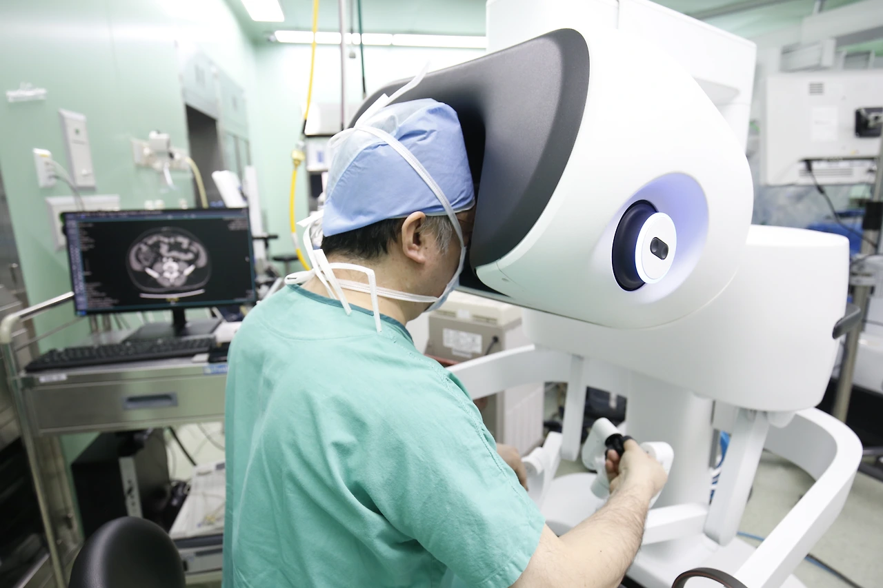 위암 로봇수술.JPG