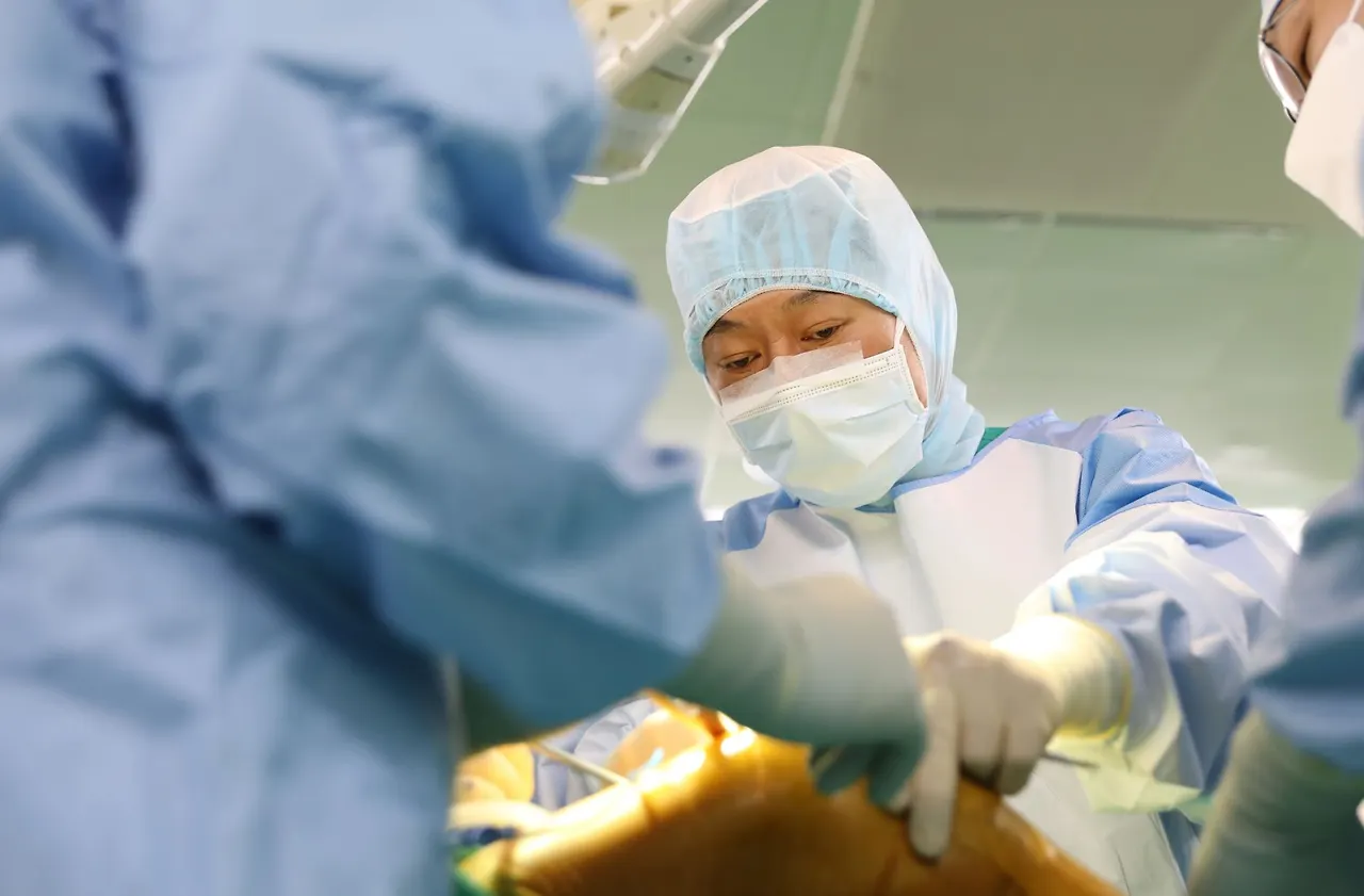 나경욱 교수 수술1.JPG