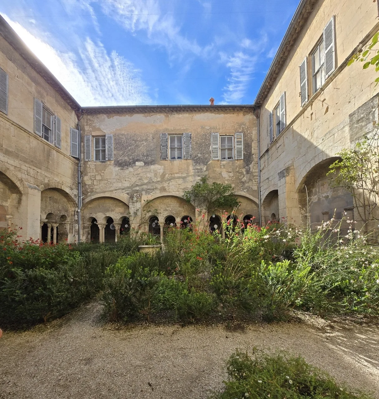 h_7ggUd018svce3ek4ytonq94_bxeu2s.jpg?type=e1920_std