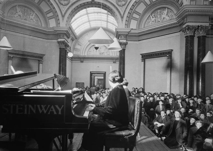 8f9605a39d6b542a90414f78604e1897deaa5c48