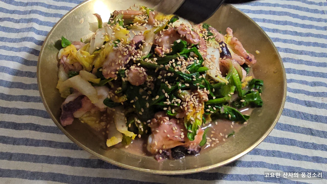 img.png?credential=yqXZFxpELC7KVnFOS48ylbz2pIh7yKj8&expires=1774969199&allow_ip=&allow_referer=&signature=XutofrKJMl5VMRpTqz%2FYqpe6G5k%3D