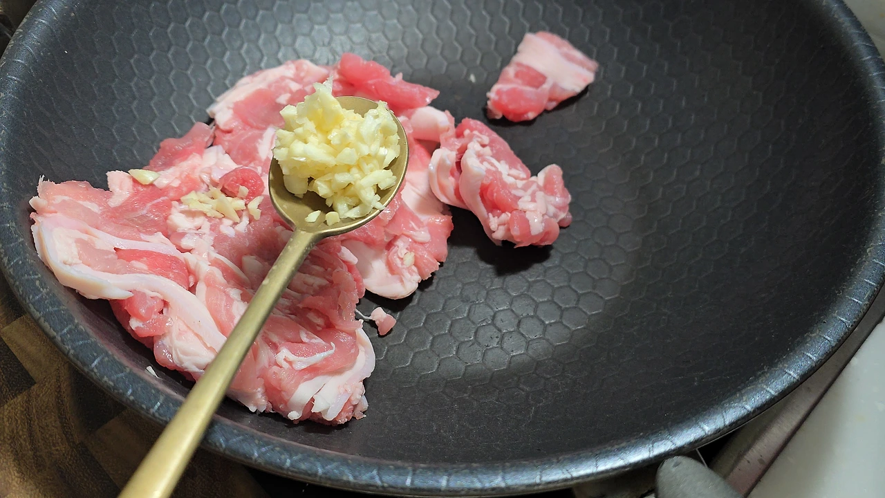 img.jpg?credential=yqXZFxpELC7KVnFOS48ylbz2pIh7yKj8&expires=1772290799&allow_ip=&allow_referer=&signature=yf5cimREMArY%2BiJPElLQNOxSieE%3D