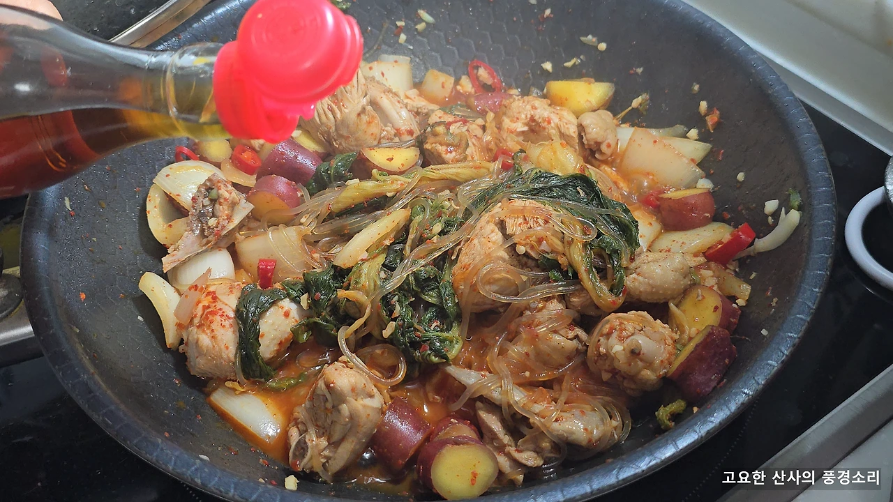 img.png?credential=yqXZFxpELC7KVnFOS48ylbz2pIh7yKj8&expires=1769871599&allow_ip=&allow_referer=&signature=CCmo1Zgc38p%2BwQFQSNgrpEzvAZU%3D