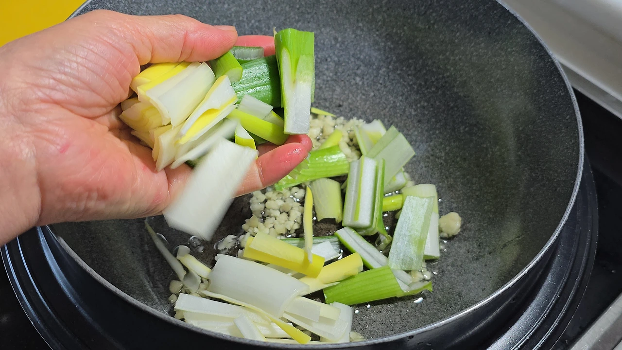 img.jpg?credential=yqXZFxpELC7KVnFOS48ylbz2pIh7yKj8&expires=1774969199&allow_ip=&allow_referer=&signature=0ddRGYVbhPkXSM284s1ziibhuo0%3D