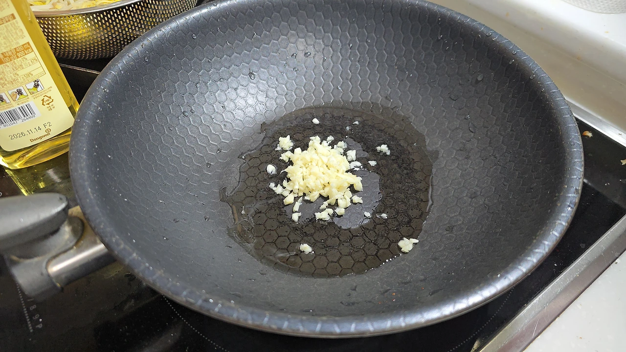 img.jpg?credential=yqXZFxpELC7KVnFOS48ylbz2pIh7yKj8&expires=1774969199&allow_ip=&allow_referer=&signature=CfRyapyEl%2FLZkC0QiIRiZnpzung%3D