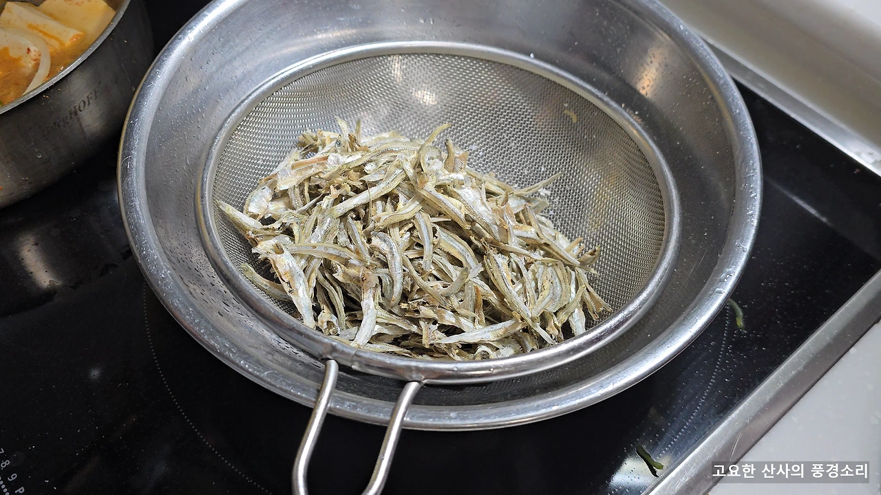 img.png?credential=yqXZFxpELC7KVnFOS48ylbz2pIh7yKj8&expires=1774969199&allow_ip=&allow_referer=&signature=ZxM0a3UMz7iWjZB6YhwzaaXgx9U%3D