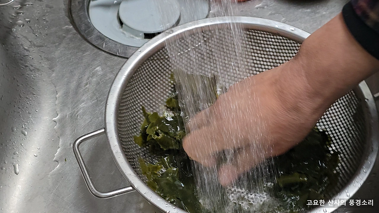 img.png?credential=yqXZFxpELC7KVnFOS48ylbz2pIh7yKj8&expires=1772290799&allow_ip=&allow_referer=&signature=5z1I1im3gbQigxmBBRMo27npPl4%3D