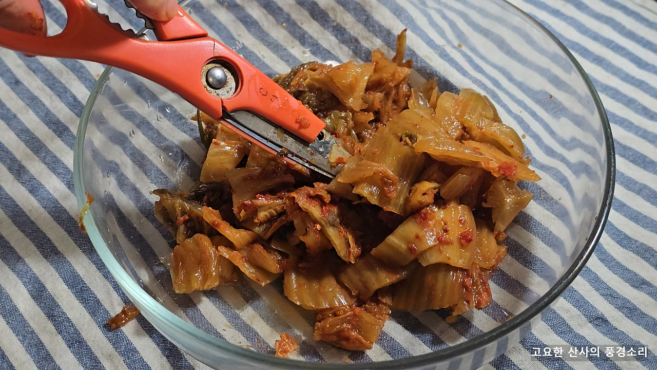 img.png?credential=yqXZFxpELC7KVnFOS48ylbz2pIh7yKj8&expires=1769871599&allow_ip=&allow_referer=&signature=3PJ%2BY8GMu5MwBlWECAfdhGM9zwk%3D