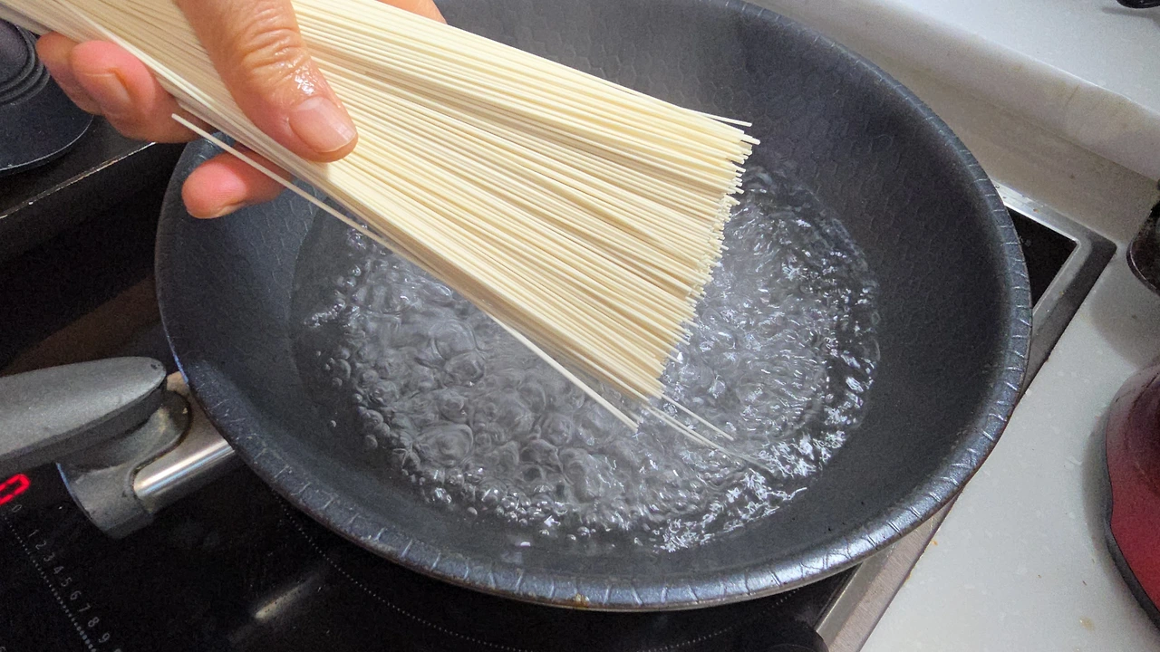 img.jpg?credential=yqXZFxpELC7KVnFOS48ylbz2pIh7yKj8&expires=1772290799&allow_ip=&allow_referer=&signature=874x3jJsBKXYbPt%2FzwwWNakkHRQ%3D