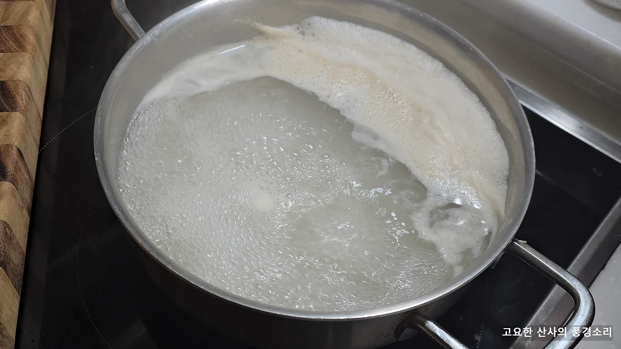 img.png?credential=yqXZFxpELC7KVnFOS48ylbz2pIh7yKj8&expires=1774969199&allow_ip=&allow_referer=&signature=jr3yXWH5R9Q5JVcb6xWs%2BC7HFTg%3D