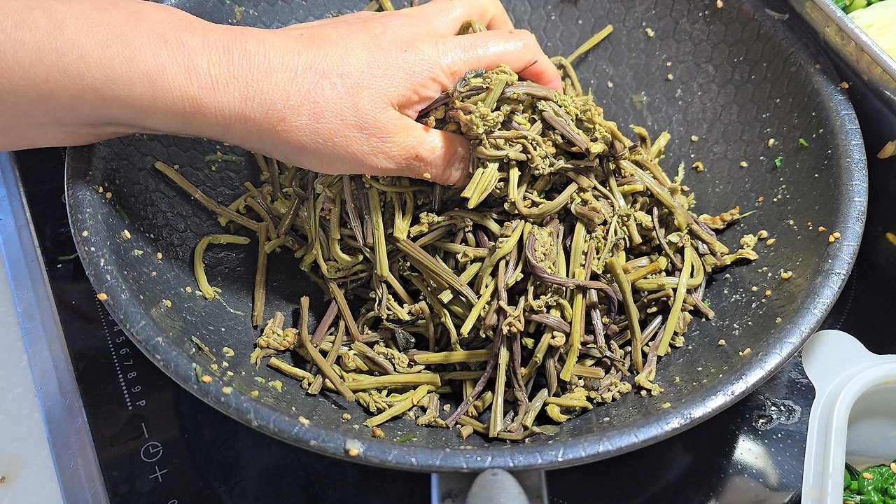 img.jpg?credential=yqXZFxpELC7KVnFOS48ylbz2pIh7yKj8&expires=1772290799&allow_ip=&allow_referer=&signature=OTyZck3RccyAgOjoBawWULxLTIo%3D