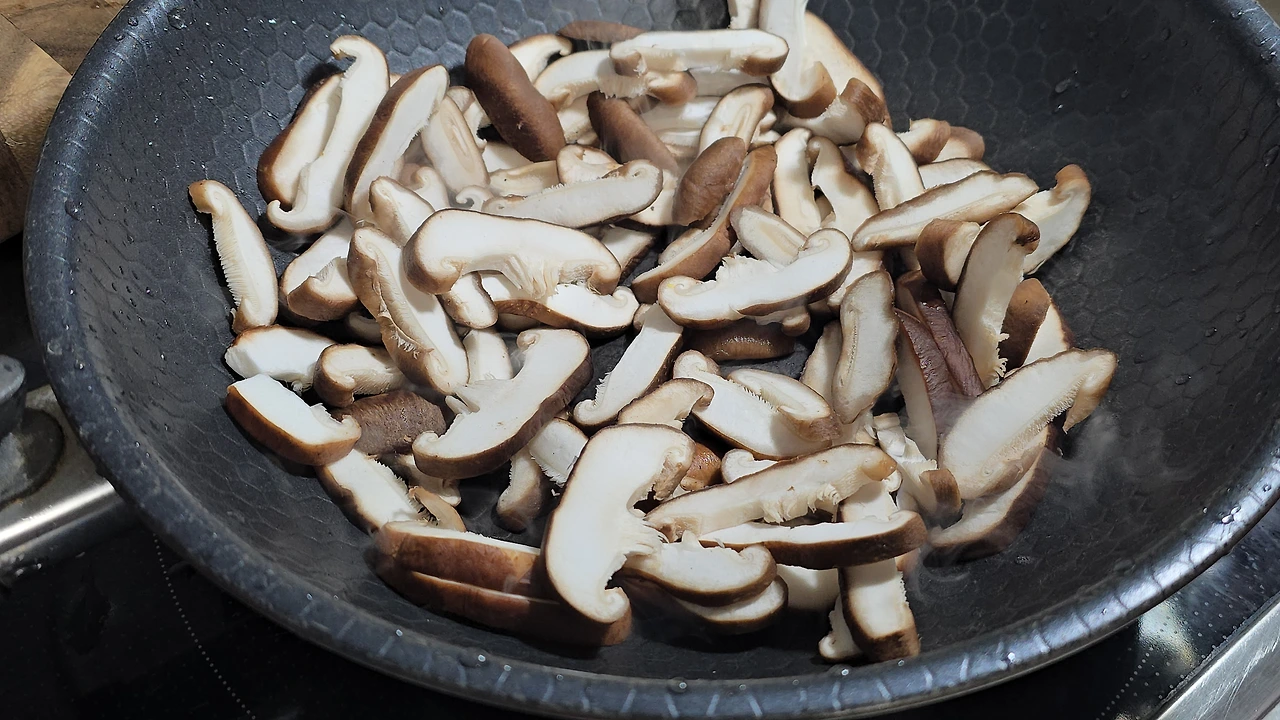 img.jpg?credential=yqXZFxpELC7KVnFOS48ylbz2pIh7yKj8&expires=1769871599&allow_ip=&allow_referer=&signature=%2BA0Rrx9sT1AoE02PbhGxCdfyX0o%3D