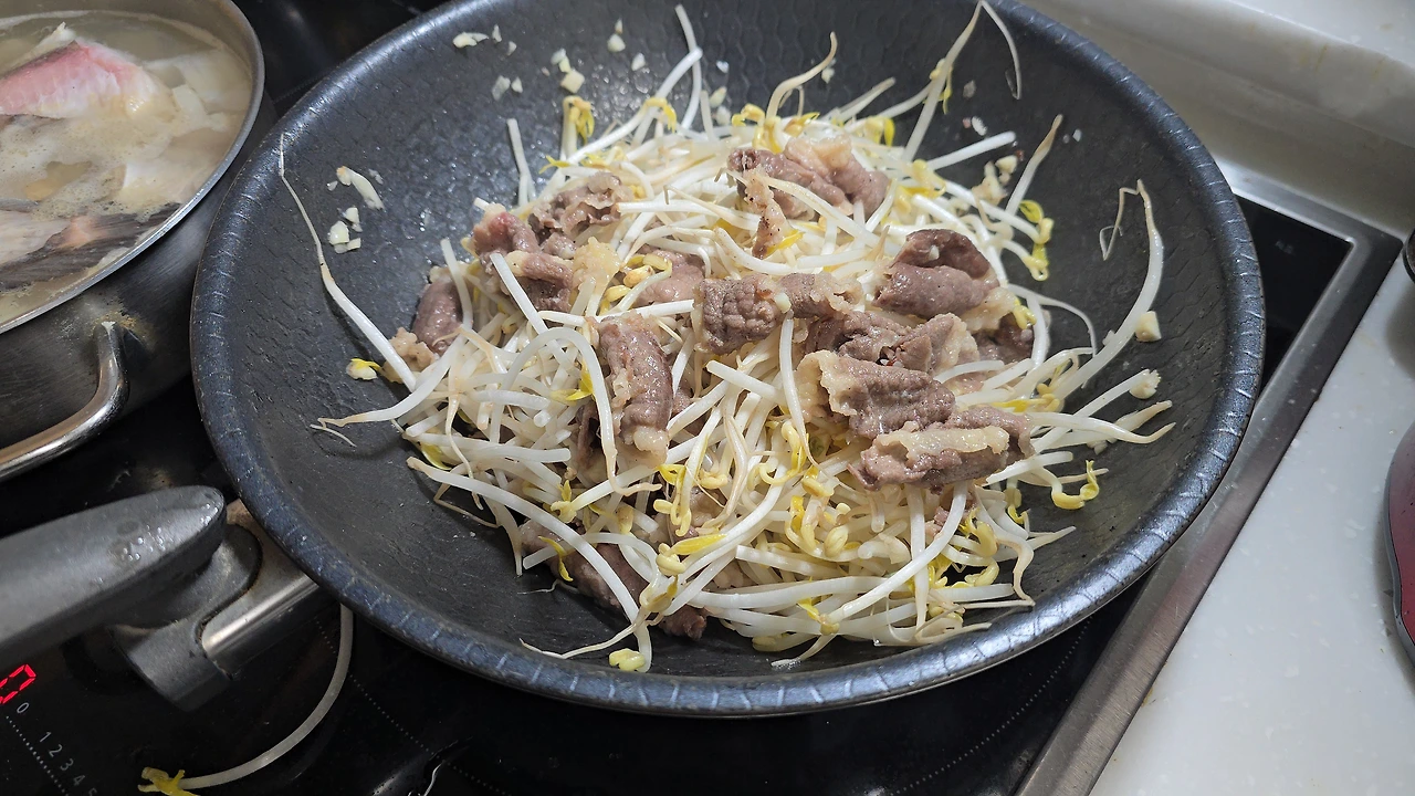 img.jpg?credential=yqXZFxpELC7KVnFOS48ylbz2pIh7yKj8&expires=1772290799&allow_ip=&allow_referer=&signature=J9Y0fK6va2NZnmCh8Y%2B0bd3Zwsk%3D