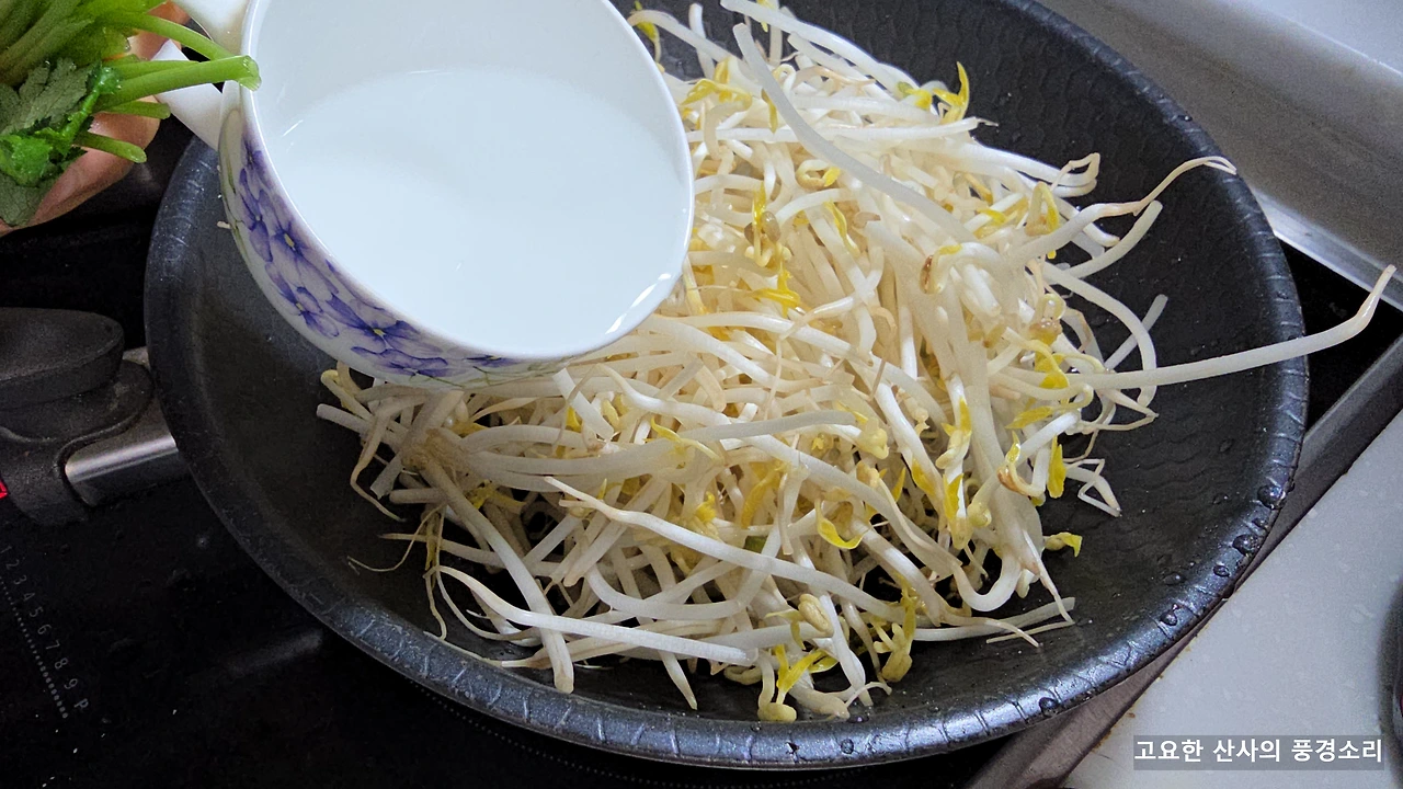 img.png?credential=yqXZFxpELC7KVnFOS48ylbz2pIh7yKj8&expires=1772290799&allow_ip=&allow_referer=&signature=RdLgypysG2aOThBY30%2BKnBKV0k0%3D