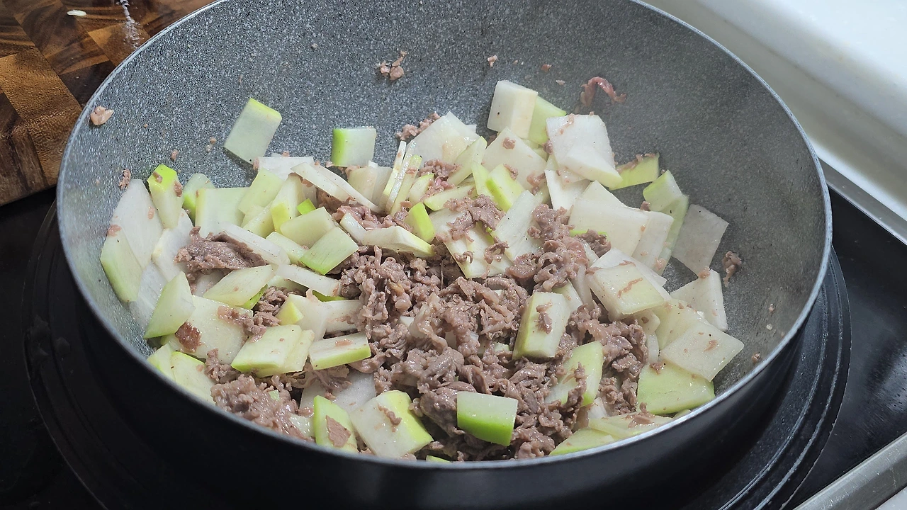 img.jpg?credential=yqXZFxpELC7KVnFOS48ylbz2pIh7yKj8&expires=1769871599&allow_ip=&allow_referer=&signature=bWz3kqoCNZaKkHzqriwzh4Ysu8M%3D