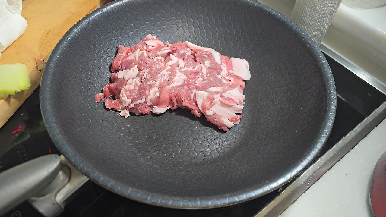 img.jpg?credential=yqXZFxpELC7KVnFOS48ylbz2pIh7yKj8&expires=1774969199&allow_ip=&allow_referer=&signature=%2FqlnYLw2uIEhvPcJ7fMZtYXKlpU%3D