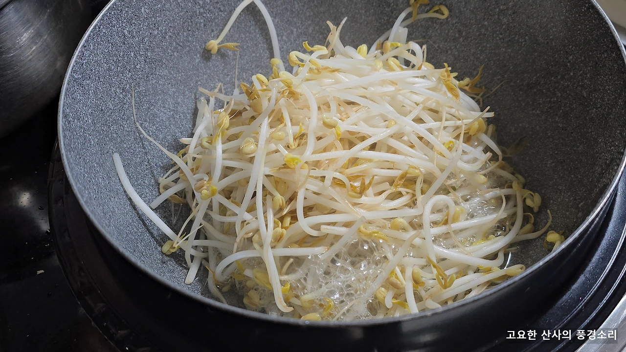 img.png?credential=yqXZFxpELC7KVnFOS48ylbz2pIh7yKj8&expires=1769871599&allow_ip=&allow_referer=&signature=5rZxIVCm6v5KkKMVw7iT02Jt6Vk%3D