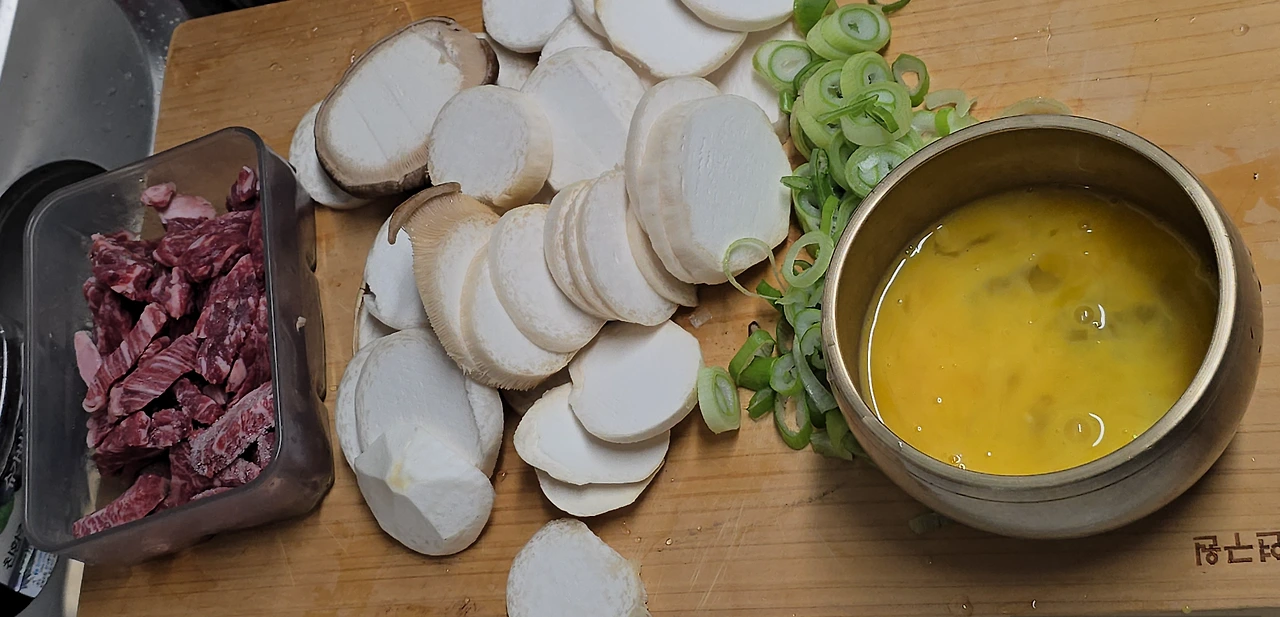 img.png?credential=yqXZFxpELC7KVnFOS48ylbz2pIh7yKj8&expires=1772290799&allow_ip=&allow_referer=&signature=%2B8i35RUTYNPOZzqcKF7RbekzcEE%3D