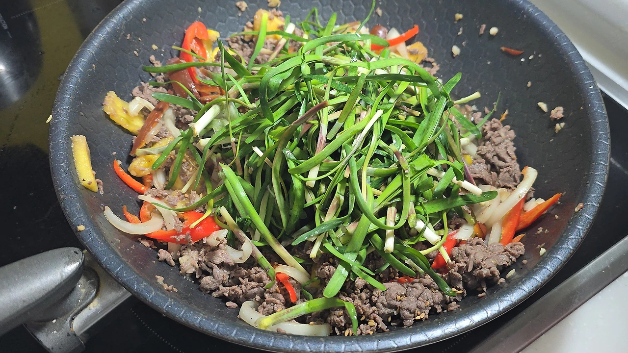 img.jpg?credential=yqXZFxpELC7KVnFOS48ylbz2pIh7yKj8&expires=1774969199&allow_ip=&allow_referer=&signature=aT%2FXqJhjRe%2FJz%2BKmeID4%2Fd%2BCbzI%3D