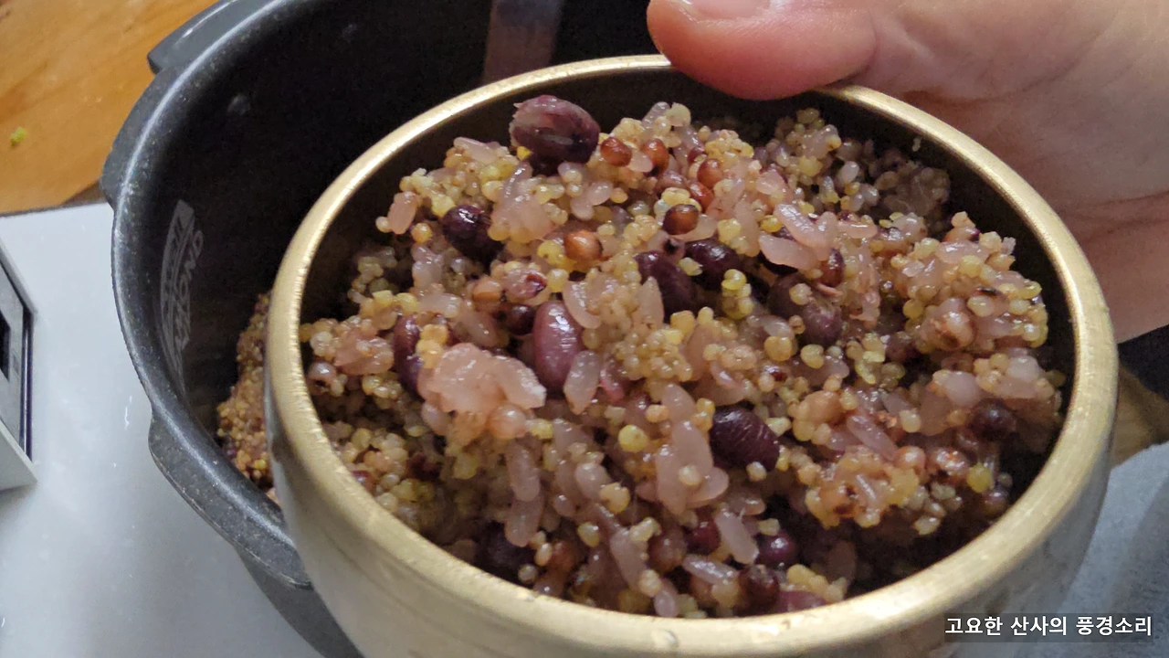 img.png?credential=yqXZFxpELC7KVnFOS48ylbz2pIh7yKj8&expires=1774969199&allow_ip=&allow_referer=&signature=9fJzJN1nZPq3g3xwbU2R%2FS2qbw0%3D