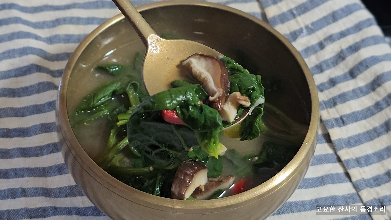 img.png?credential=yqXZFxpELC7KVnFOS48ylbz2pIh7yKj8&expires=1774969199&allow_ip=&allow_referer=&signature=YWgAXM6bS61ZZdAPErB7Zqf3CPk%3D