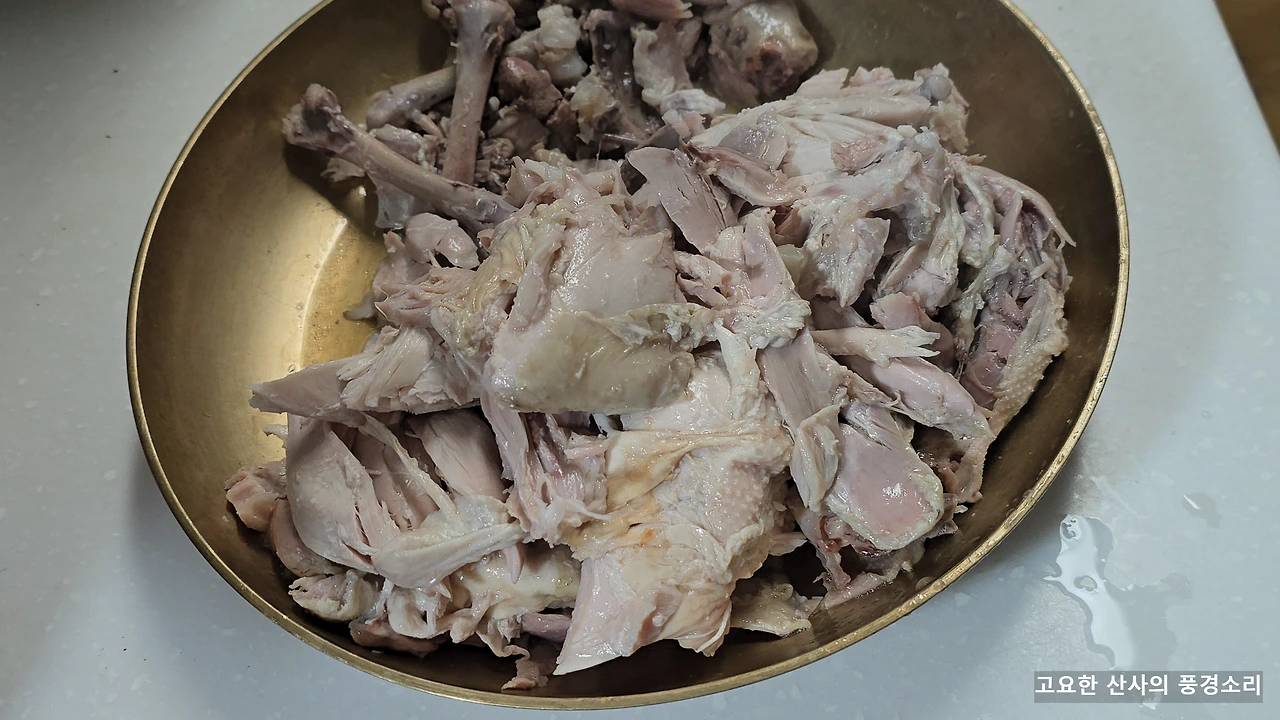 img.png?credential=yqXZFxpELC7KVnFOS48ylbz2pIh7yKj8&expires=1772290799&allow_ip=&allow_referer=&signature=AxLhWBsUwd3X3%2FUkr1FRD%2F9YOhk%3D