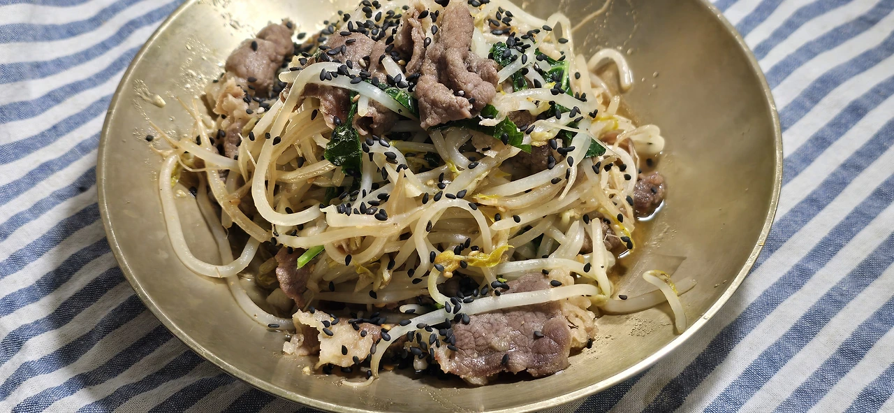 img.jpg?credential=yqXZFxpELC7KVnFOS48ylbz2pIh7yKj8&expires=1772290799&allow_ip=&allow_referer=&signature=DuJYSRtmgW3Rh12U6fRLvuWnNq0%3D