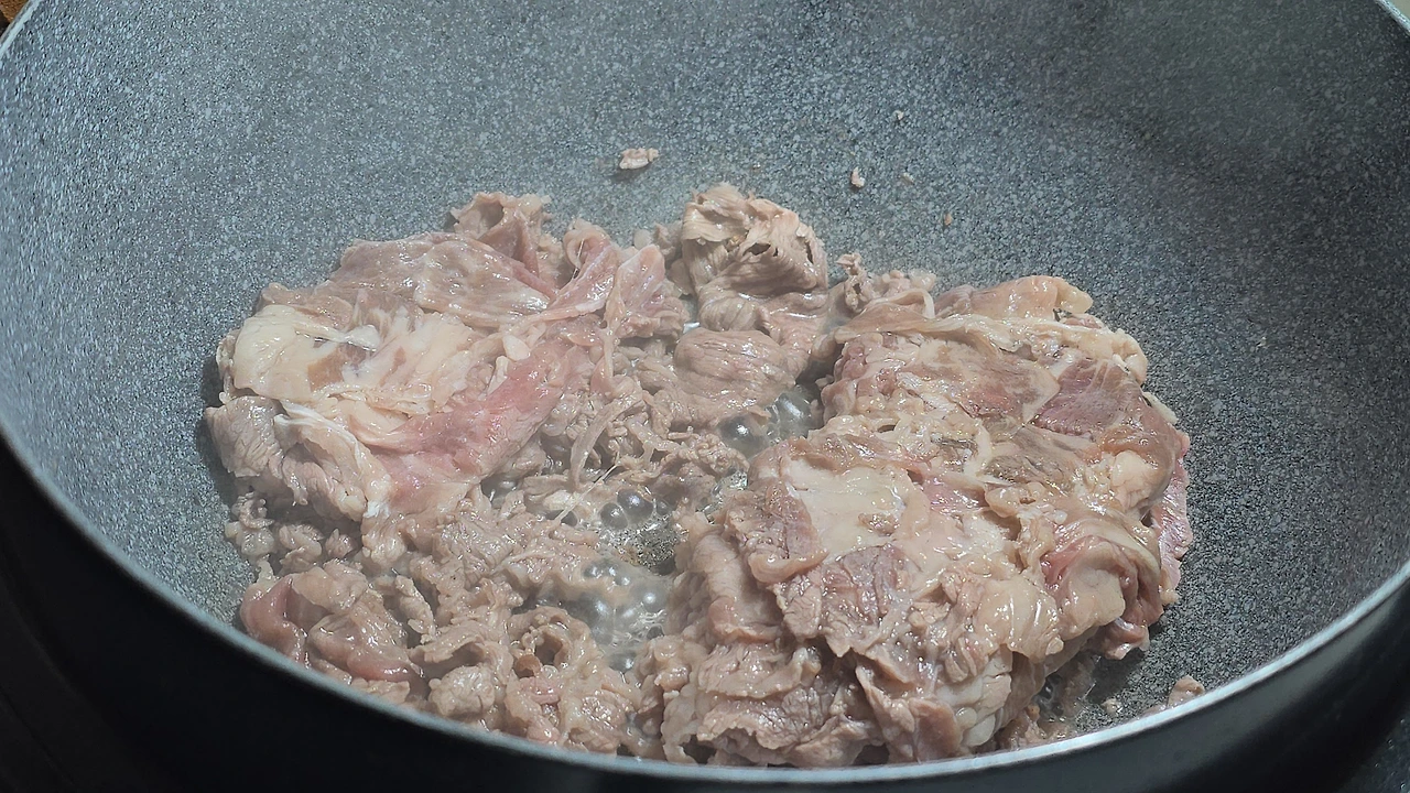 img.jpg?credential=yqXZFxpELC7KVnFOS48ylbz2pIh7yKj8&expires=1769871599&allow_ip=&allow_referer=&signature=rqjnEISCRg9Yfq3HZsVxrAvVzYg%3D