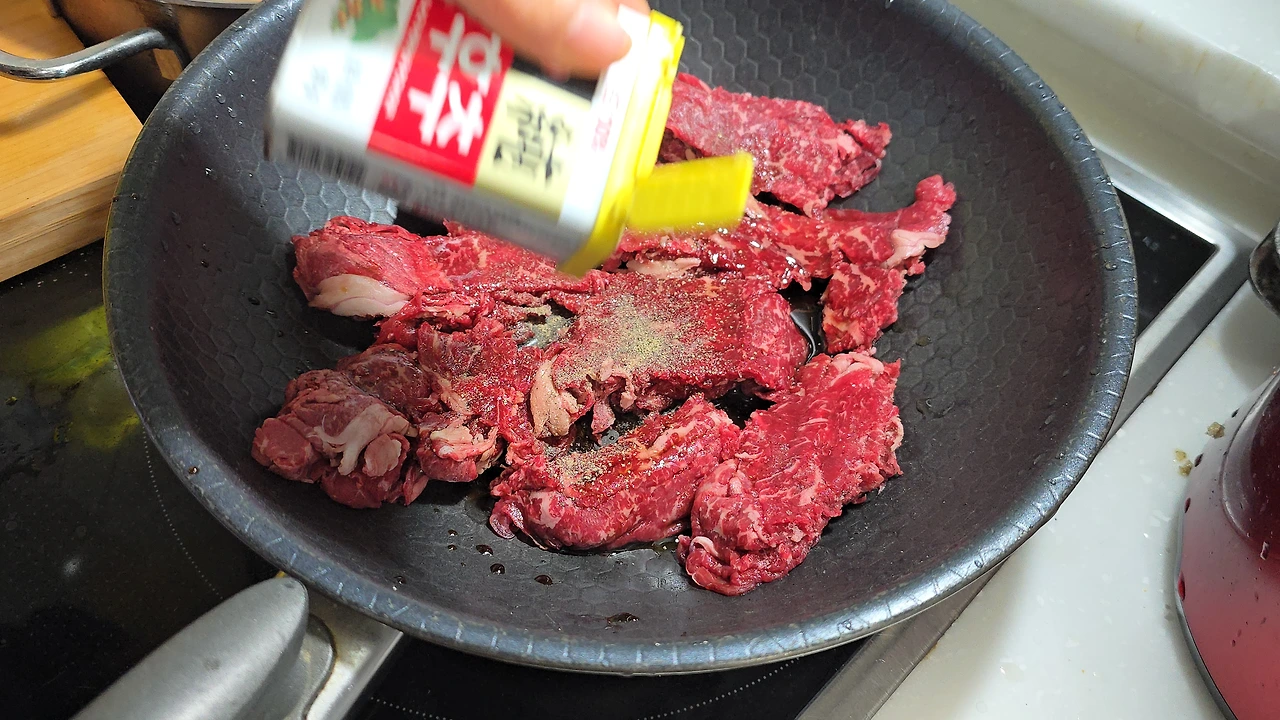 img.jpg?credential=yqXZFxpELC7KVnFOS48ylbz2pIh7yKj8&expires=1774969199&allow_ip=&allow_referer=&signature=IWz8tVhkI7DecxUwGZbTiQZJALw%3D