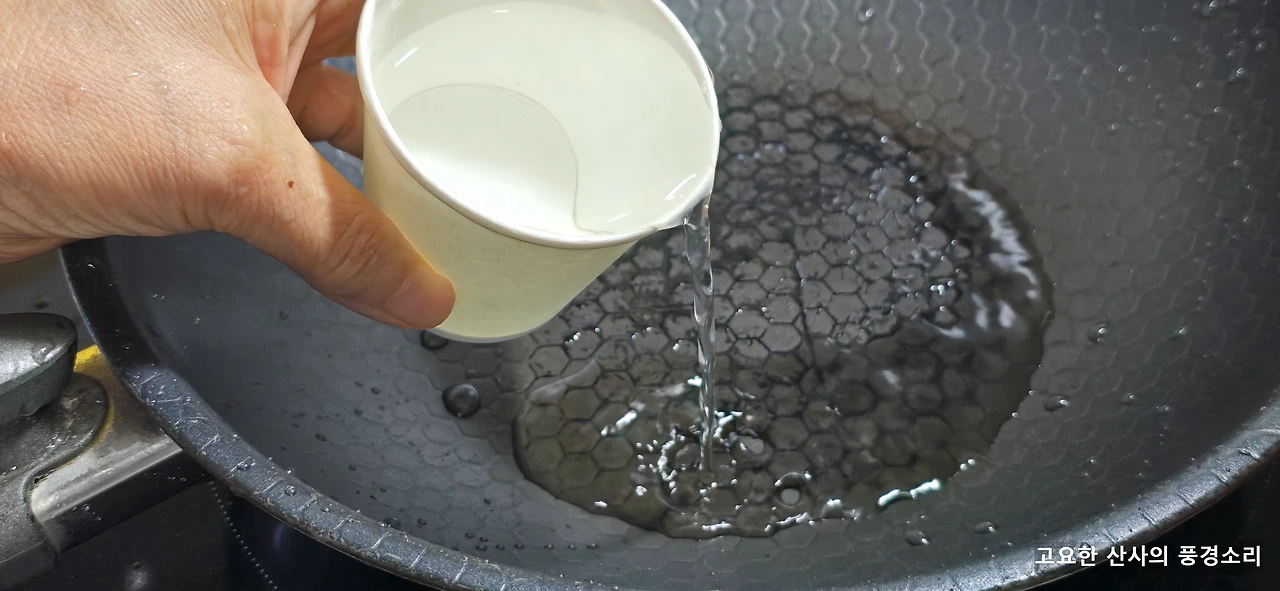 img.png?credential=yqXZFxpELC7KVnFOS48ylbz2pIh7yKj8&expires=1769871599&allow_ip=&allow_referer=&signature=oFhs5na%2FE2cuO6cC5BXCAcUArdo%3D