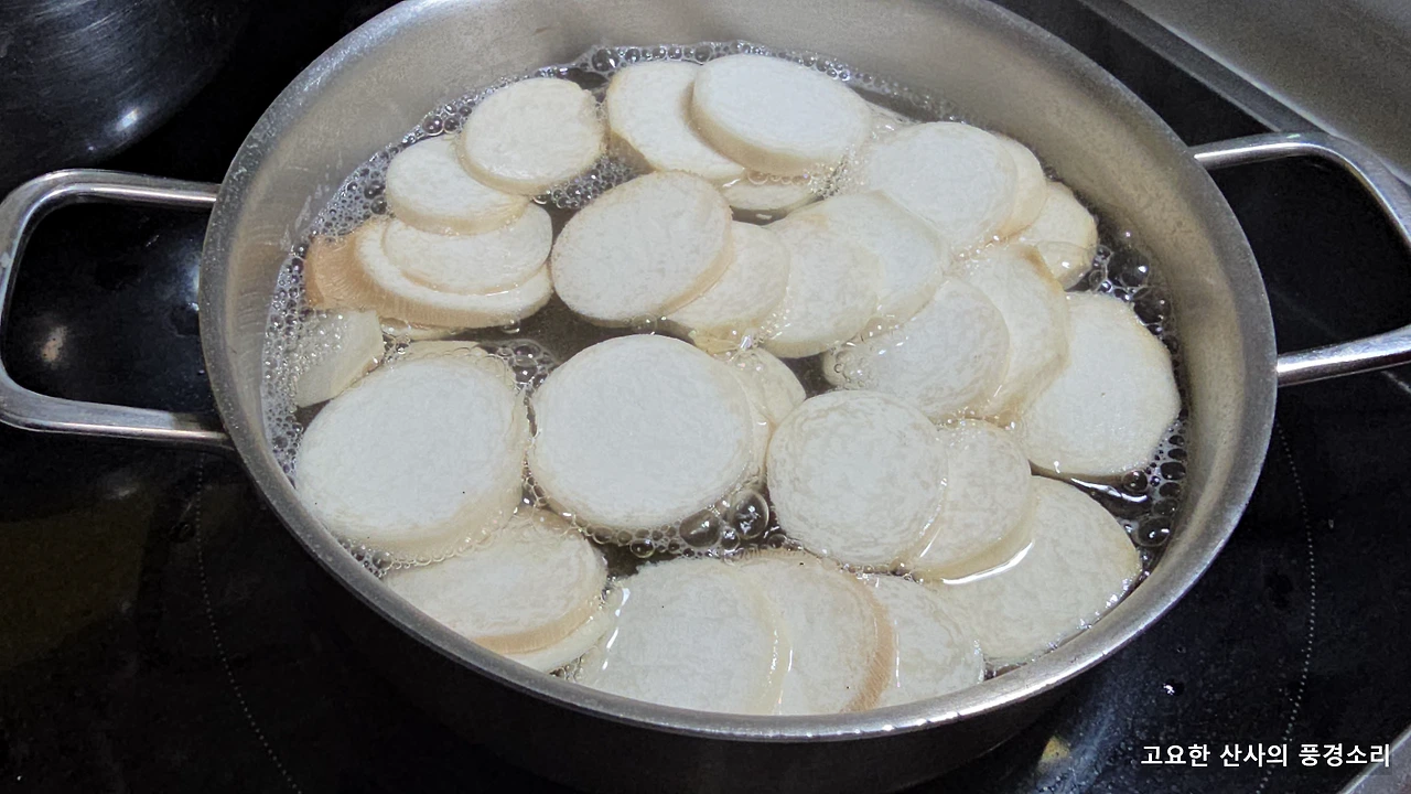 img.png?credential=yqXZFxpELC7KVnFOS48ylbz2pIh7yKj8&expires=1772290799&allow_ip=&allow_referer=&signature=TyT8h2w3mcL7pQbTYicAe22dpig%3D