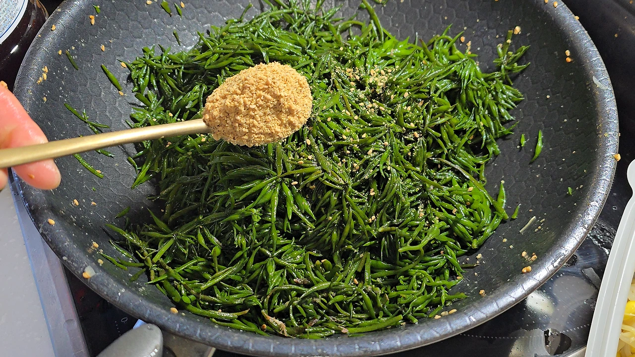 img.jpg?credential=yqXZFxpELC7KVnFOS48ylbz2pIh7yKj8&expires=1772290799&allow_ip=&allow_referer=&signature=OxeWFJ6iKggBYhxPRwp1379tiLQ%3D