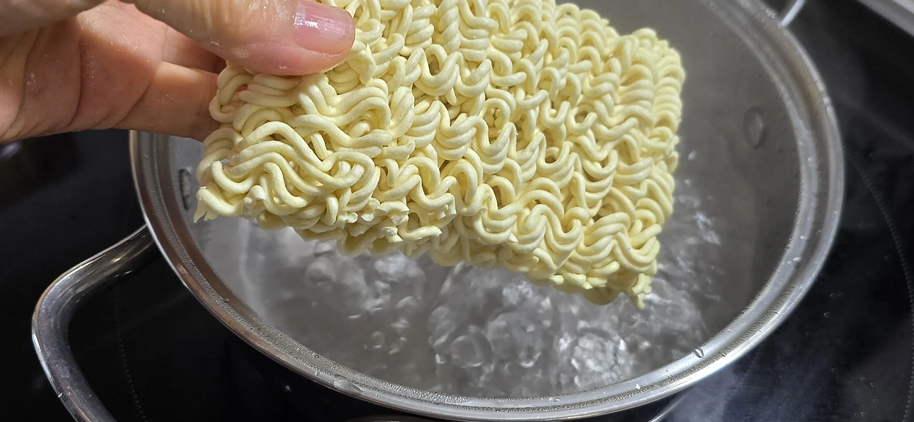 img.jpg?credential=yqXZFxpELC7KVnFOS48ylbz2pIh7yKj8&expires=1774969199&allow_ip=&allow_referer=&signature=yyhBla8Tgj2Q2u2ahQUzCnlPyvw%3D