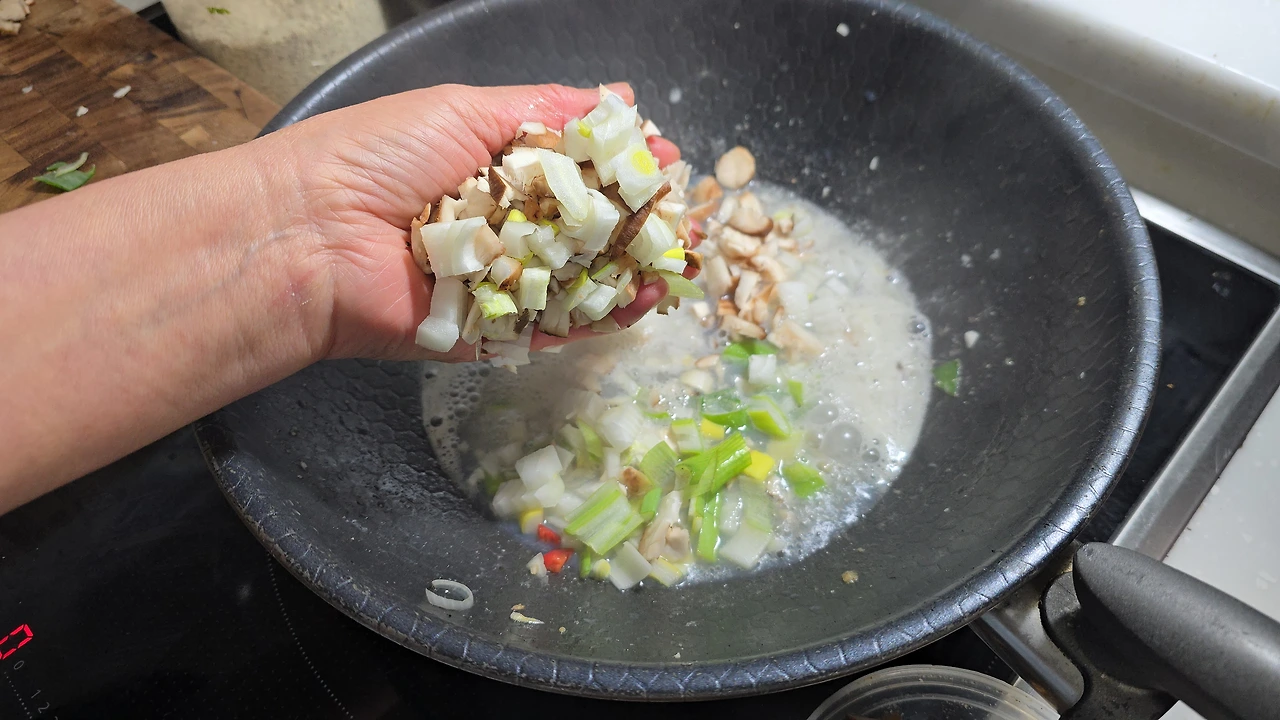 img.jpg?credential=yqXZFxpELC7KVnFOS48ylbz2pIh7yKj8&expires=1769871599&allow_ip=&allow_referer=&signature=74XXKnr15AyCrgt3iPEI0664B44%3D