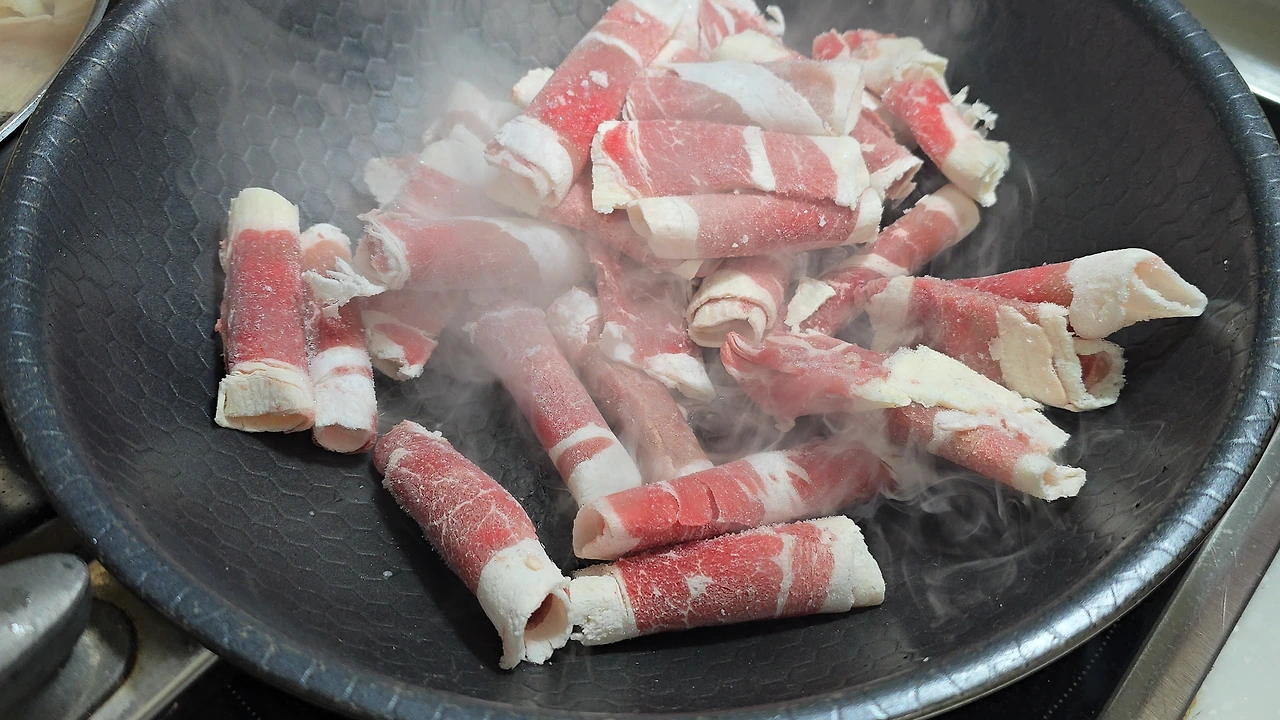 img.jpg?credential=yqXZFxpELC7KVnFOS48ylbz2pIh7yKj8&expires=1772290799&allow_ip=&allow_referer=&signature=EOib%2BIxreBb89c7a6bpWHYMhxt0%3D