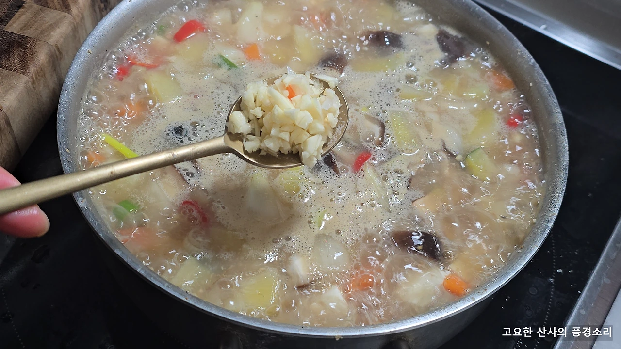 img.png?credential=yqXZFxpELC7KVnFOS48ylbz2pIh7yKj8&expires=1774969199&allow_ip=&allow_referer=&signature=EyGCcFEHkPE22HOZu7y0ngMYsIo%3D