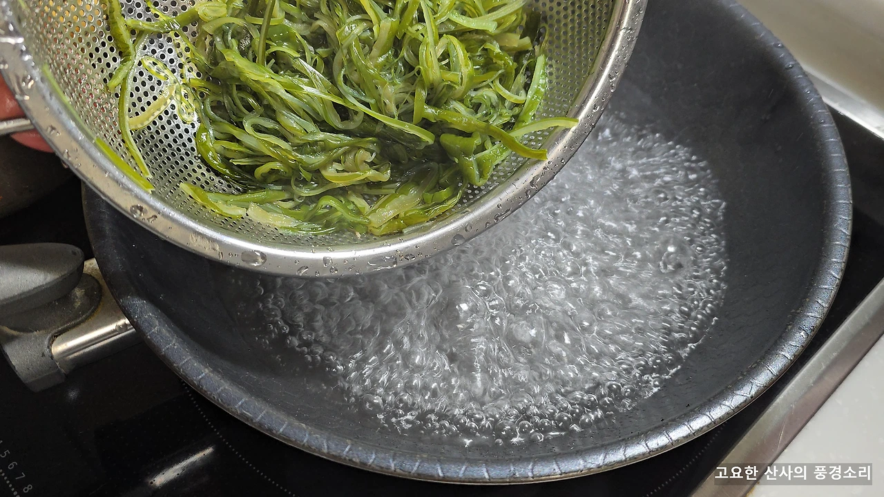 img.png?credential=yqXZFxpELC7KVnFOS48ylbz2pIh7yKj8&expires=1774969199&allow_ip=&allow_referer=&signature=QhFIC%2B6x37F4R8VRXU1CxhqluwQ%3D