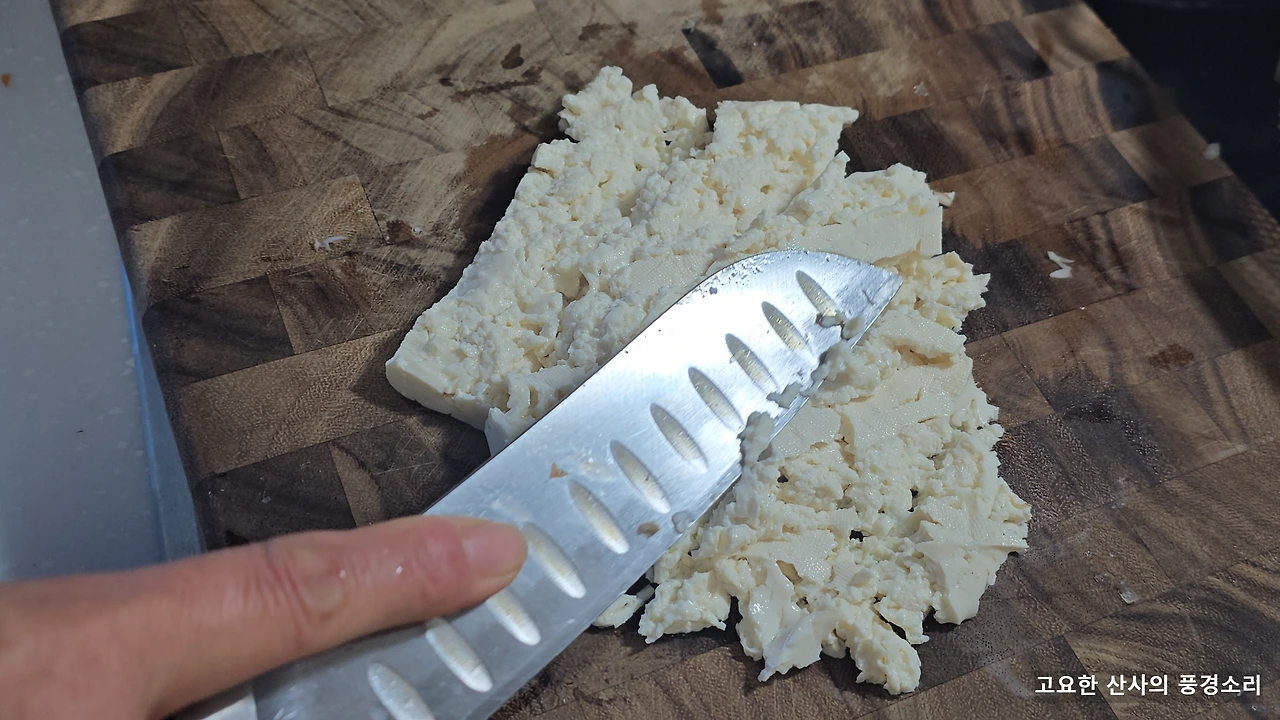 img.png?credential=yqXZFxpELC7KVnFOS48ylbz2pIh7yKj8&expires=1772290799&allow_ip=&allow_referer=&signature=9JLqRE3r0N2g7bXzAmr8ol%2FtcN8%3D