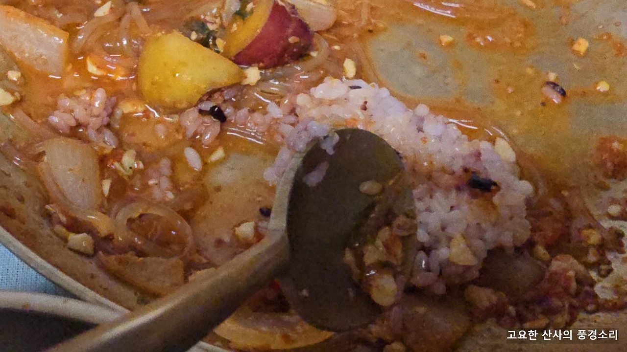 img.png?credential=yqXZFxpELC7KVnFOS48ylbz2pIh7yKj8&expires=1769871599&allow_ip=&allow_referer=&signature=HZ5SEuL3WnNz79XqZQFaZD1WPus%3D