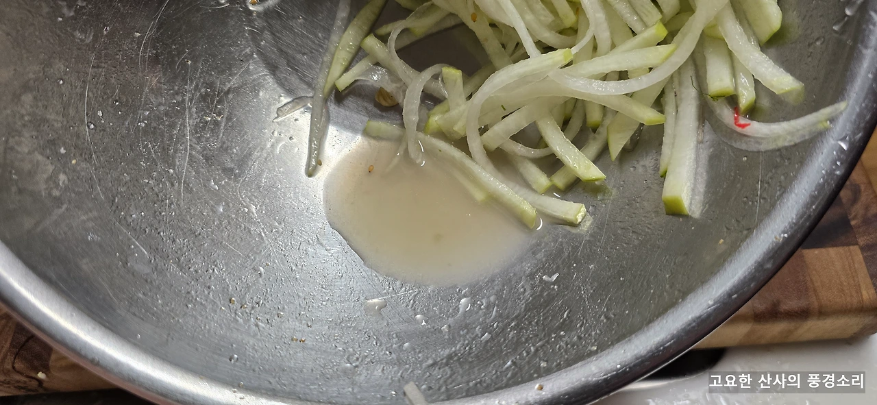 img.png?credential=yqXZFxpELC7KVnFOS48ylbz2pIh7yKj8&expires=1769871599&allow_ip=&allow_referer=&signature=zh6w1FebxjOeCzAY0lRrhYV0b9M%3D