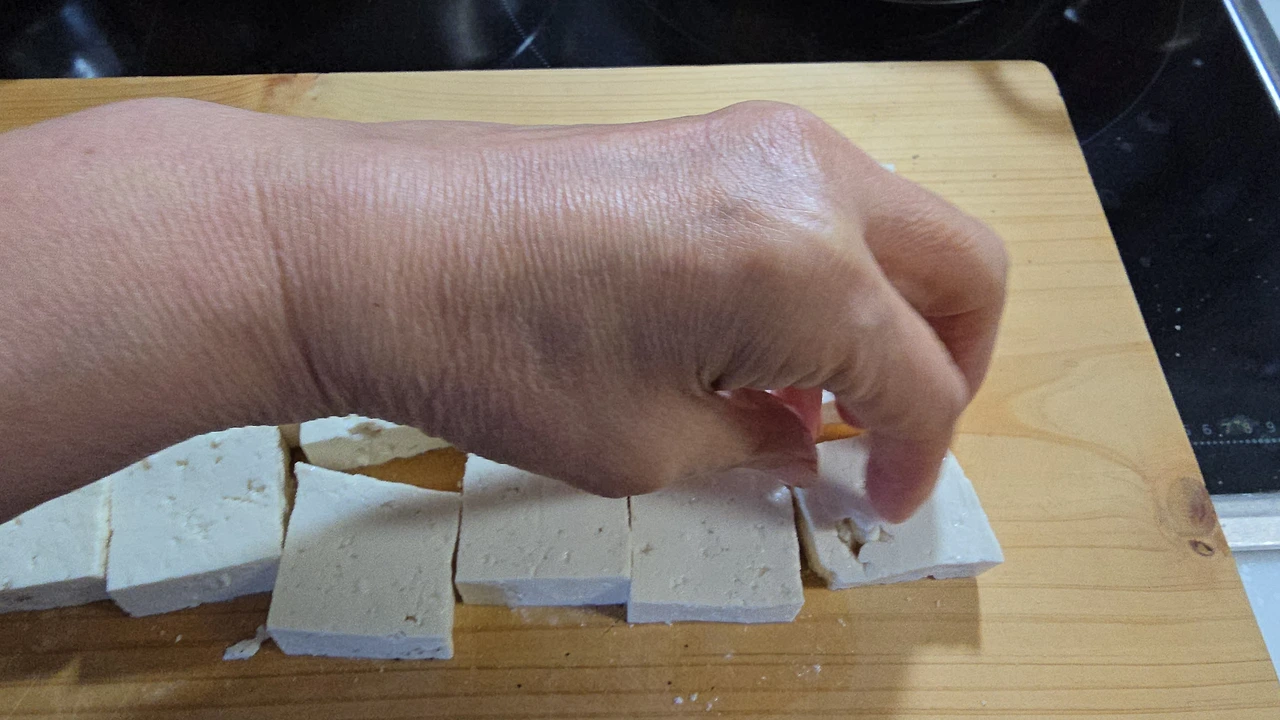 img.jpg?credential=yqXZFxpELC7KVnFOS48ylbz2pIh7yKj8&expires=1777561199&allow_ip=&allow_referer=&signature=vhRpqVBYv7iZtCIB023v%2FsV6CWU%3D