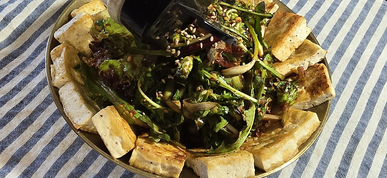 img.jpg?credential=yqXZFxpELC7KVnFOS48ylbz2pIh7yKj8&expires=1777561199&allow_ip=&allow_referer=&signature=Us%2BRN%2BpvmwoDVjTD0%2BK1%2FSlL6RY%3D